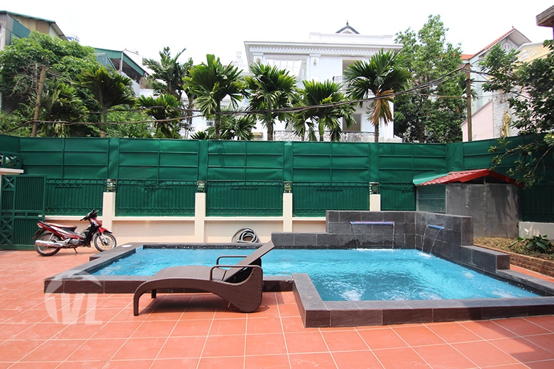 333 Renovated swimming-pool villa to lease in Tay Ho area Hanoi