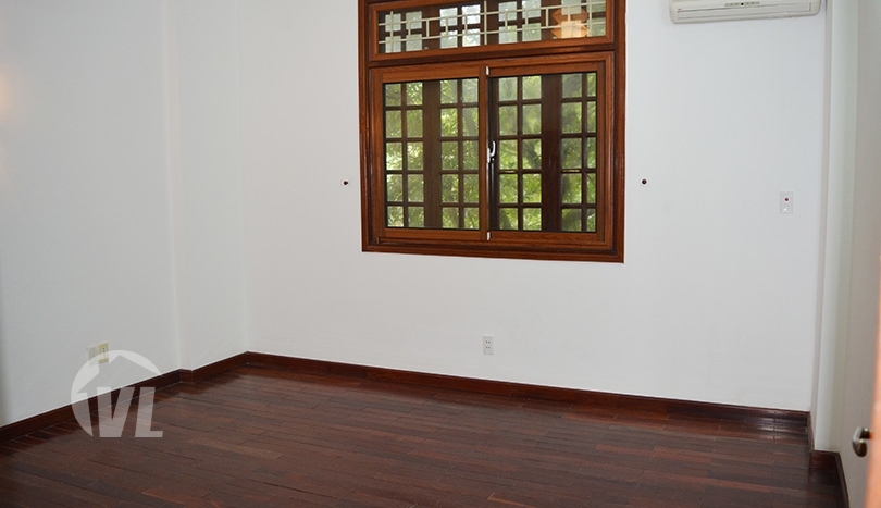 4 beds partly furnished house to rent with lake view in Tay Ho