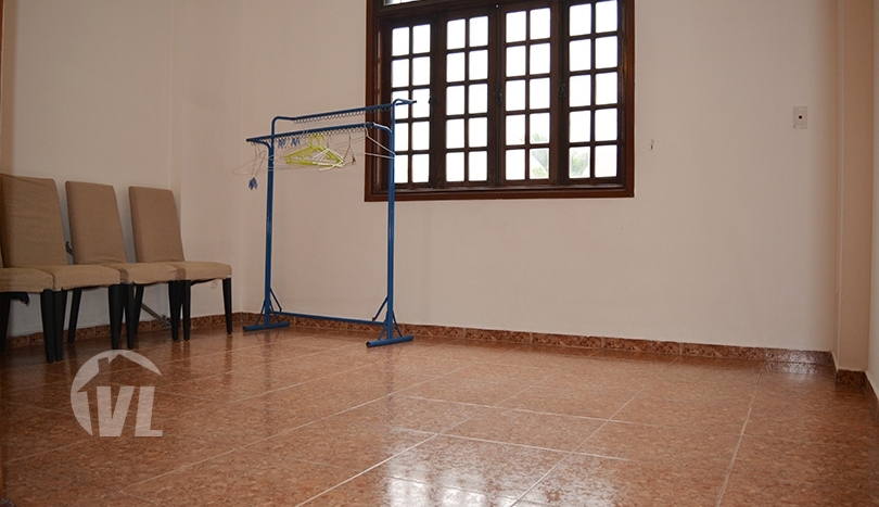 4 beds partly furnished house to rent with lake view in Tay Ho