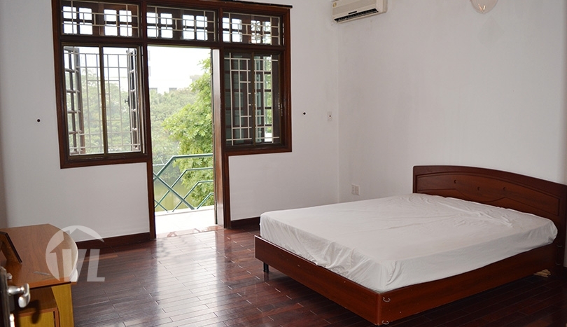 4 beds partly furnished house to rent with lake view in Tay Ho