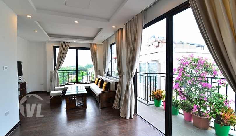 Bright 2 bedroom apartment for rent on Xuan Dieu tay Ho