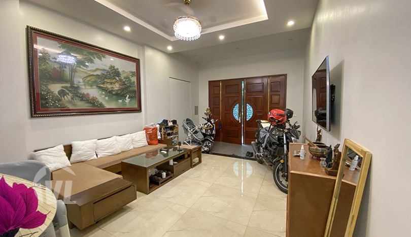 Good quality house to rent close to Alexandre Yersin school in Long Bien