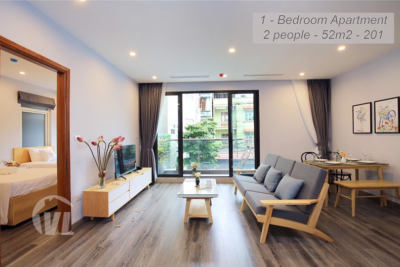 222 Modern 1 bedroom serviced apartment for rent on Hoang Hoa Tham Ba Dinh