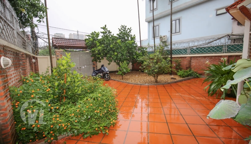 Splendid house with garden in Tay Ho 3 bed 2 bathroom