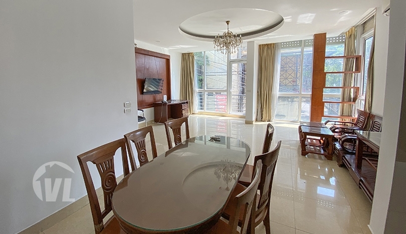 5 bedroom furnished house in Tay Ho with view on the West Lake