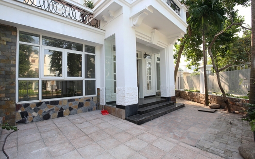 Corner 4 bedroom furnished villa at D block Ciputra Hanoi for rent