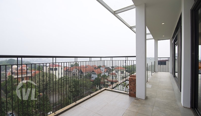 Furnished 4 beds apartment to lease in Tay Ho with West Lake view
