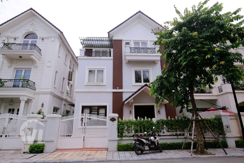 222 House for rent in Long Bien district Vinhomes Riverside