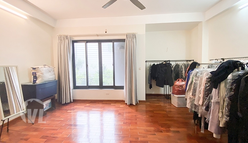 House to rent in Long Bien close to Wellspring International School