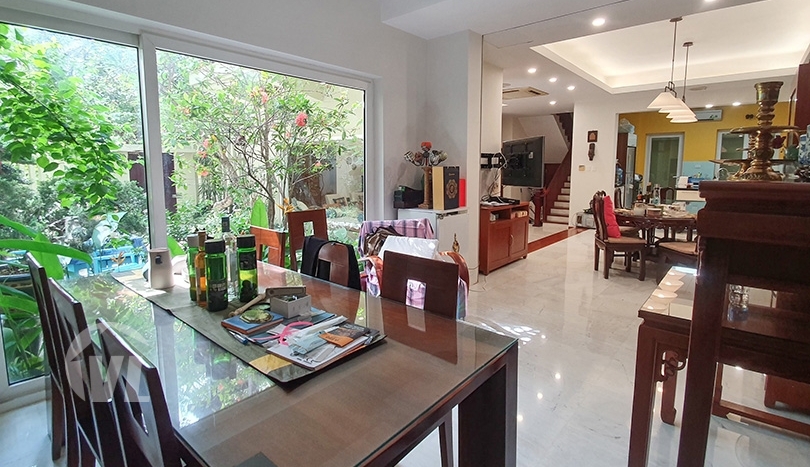 Modern furnished 5 beds villa to lease in Tay Ho district