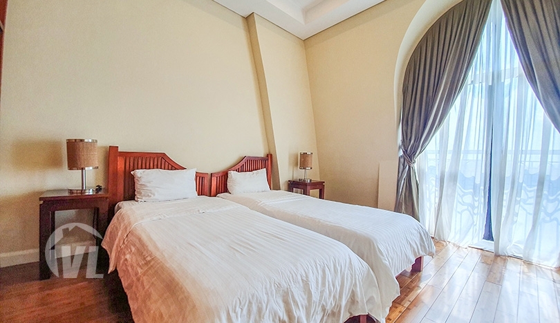 Spacious 3 bed flat to lease in Hoan Kiem with high ceiling and city view