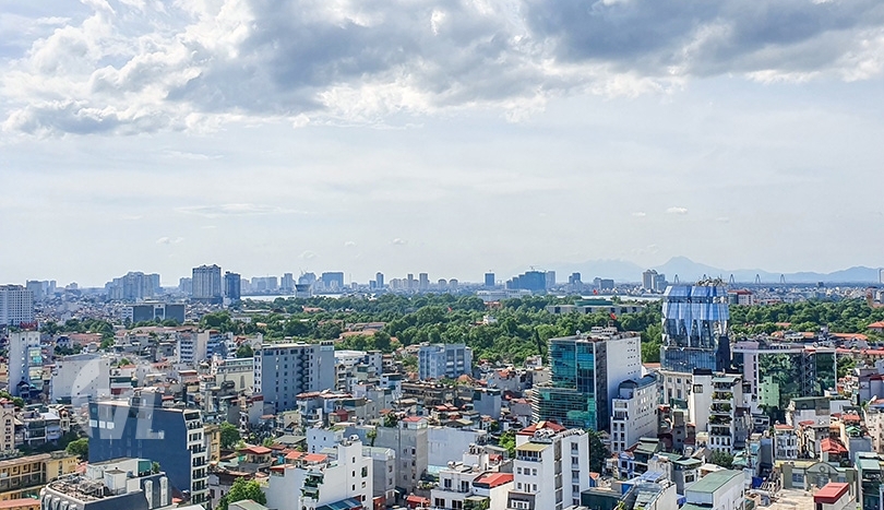 Spacious 3 bed flat to lease in Hoan Kiem with high ceiling and city view
