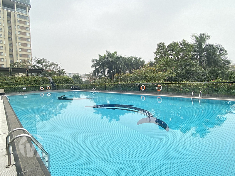 222 3 bedroom Serviced apartment West Lake Hanoi swimming pool