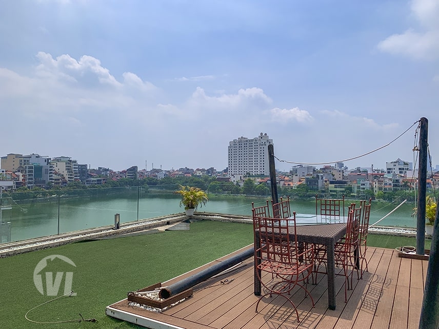 222 1 bedroom penthouse to rent in Tay Ho with private terrace