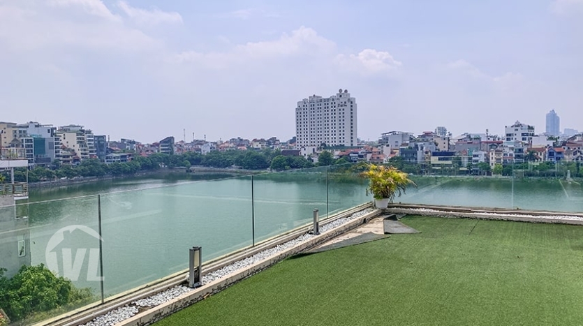1 bedroom penthouse to rent in Tay Ho with private terrace