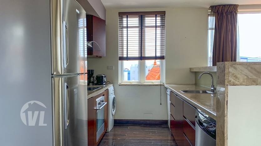 1 bedroom penthouse to rent in Tay Ho with private terrace