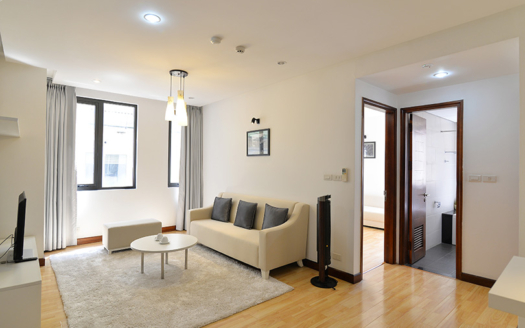 2 bedroom apartment for rent in Hoan Kiem near The Opera House