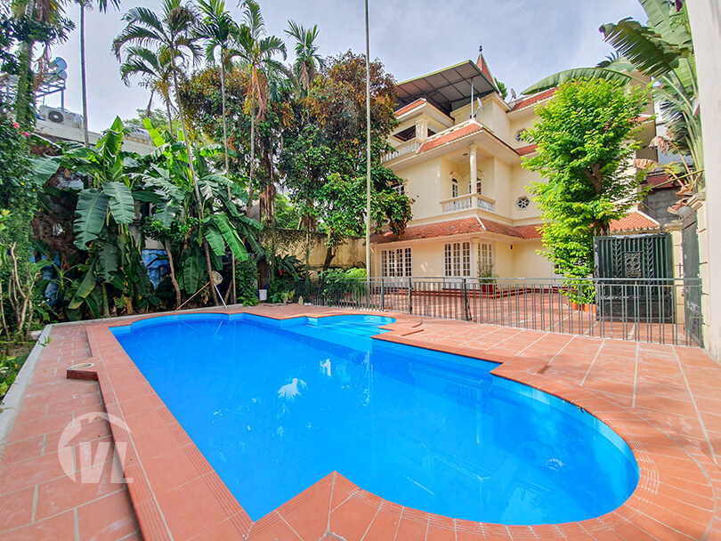 333 Amazing pool villa with garden to lease in Tay Ho 4 beds 4 baths