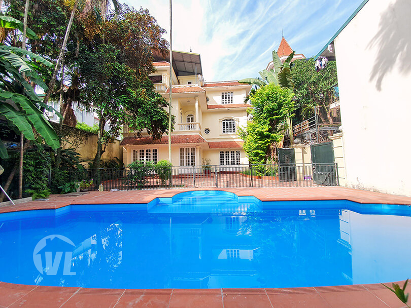 333 Amazing pool villa with garden to lease in Tay Ho 4 beds 4 baths