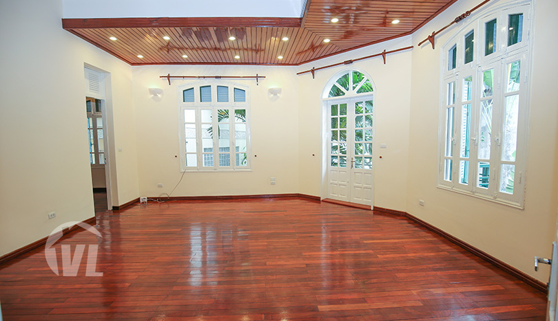 Gorgeous swimming pool villa in Tay Ho district close to the West Lake