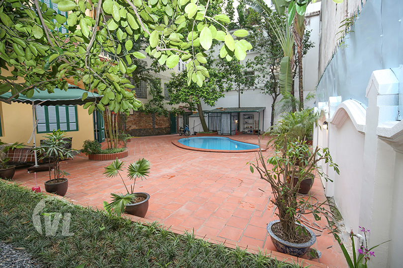333 Gorgeous swimming pool villa in Tay Ho district close to the West Lake