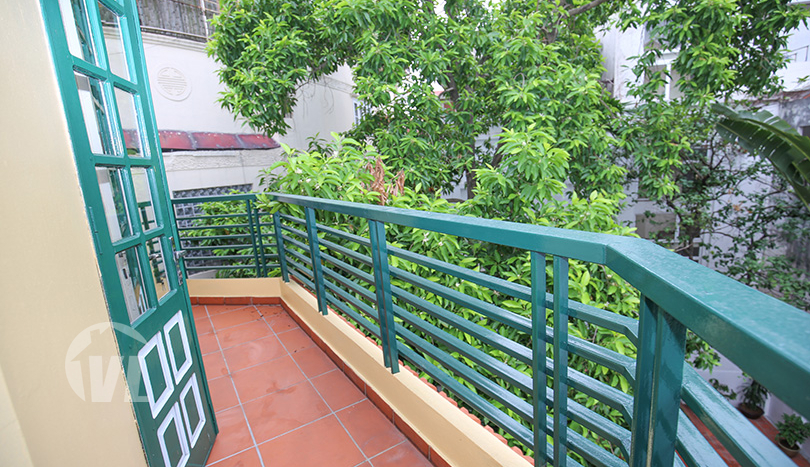 Gorgeous swimming pool villa in Tay Ho district close to the West Lake