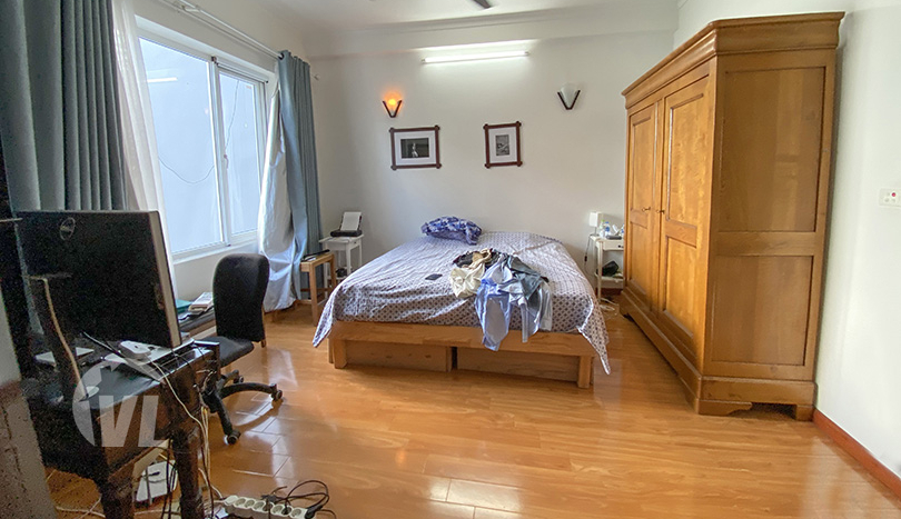 Modern house to lease facing the West Lake in Tay Ho