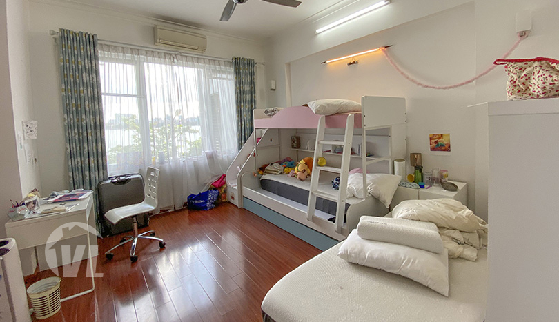 Modern house to lease facing the West Lake in Tay Ho