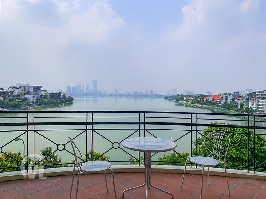 222 Brand-new 3 beds serviced apartment facing the West Lake