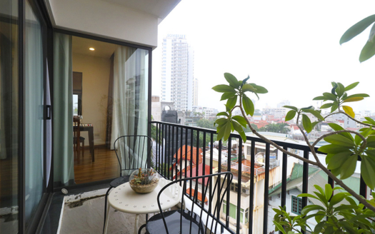 High-floor 3 bedroom apartment for rent in To Ngoc Van Tay Ho