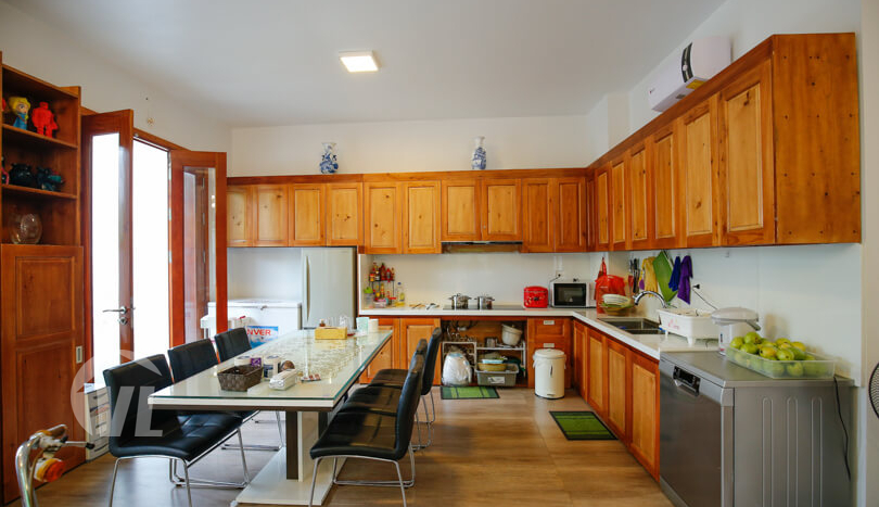Modern 3 beds house to rent close to LFAY in Long Bien