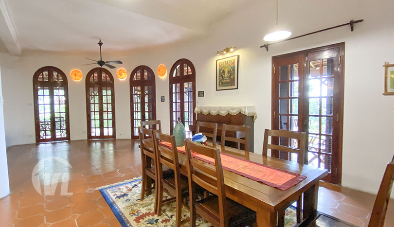Splendid riverfront house in Long Bien close to the French School