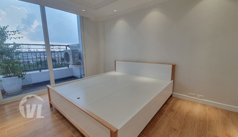 2 bedrooms flat to rent in Long Bien close to LFAY