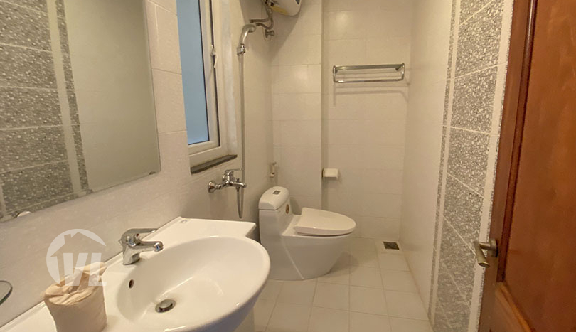 Furnished 5 beds 4 baths house to rent in Tay Ho district