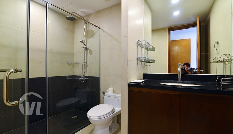 Hanoi duplex serviced apartment to rent with West Lake view