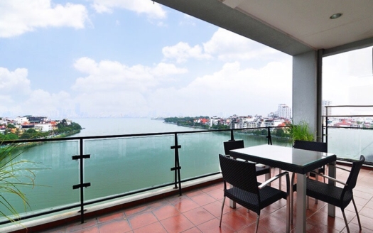 Hanoi duplex serviced apartment to rent with West Lake view