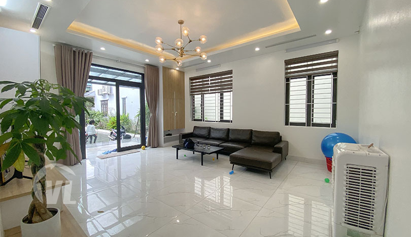 Modern house to lease in Long Bien 5 beds 3 baths