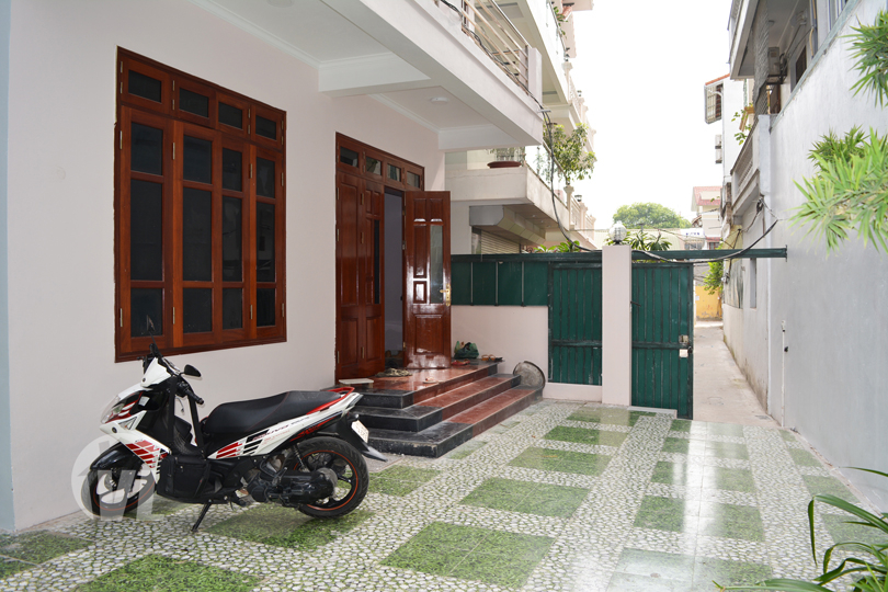 222 ensuite 4 bedroom house in Tay Ho with furnished