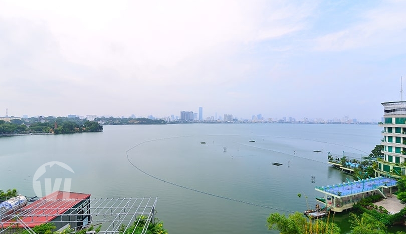 220 sq m 3 bedrooms apartment to rent in Yen Phu