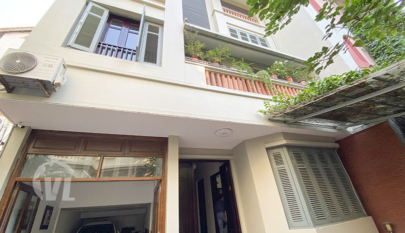 4 bedrooms house to lease on To Ngoc Van street