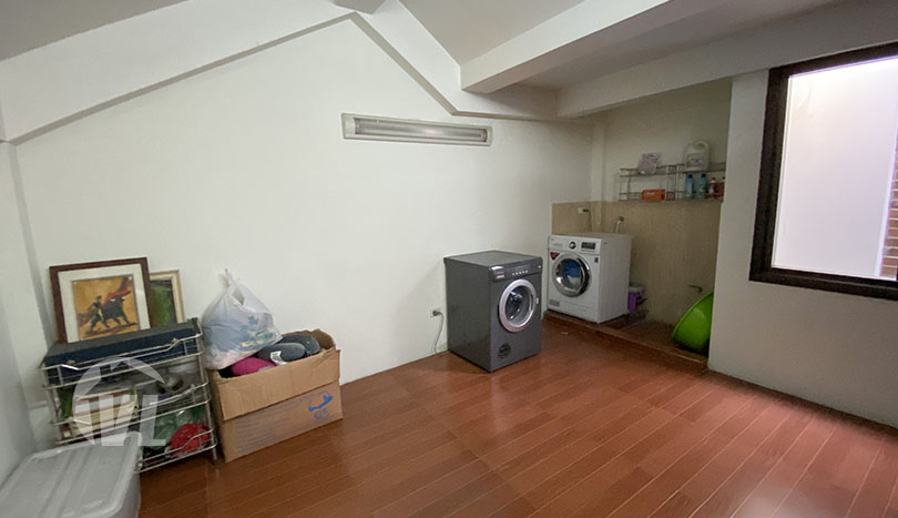 4 bedrooms house to lease on To Ngoc Van street