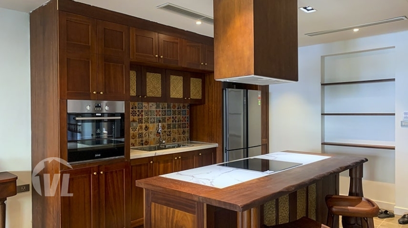 Brand new 4 beds serviced flat to lease in Tay Ho