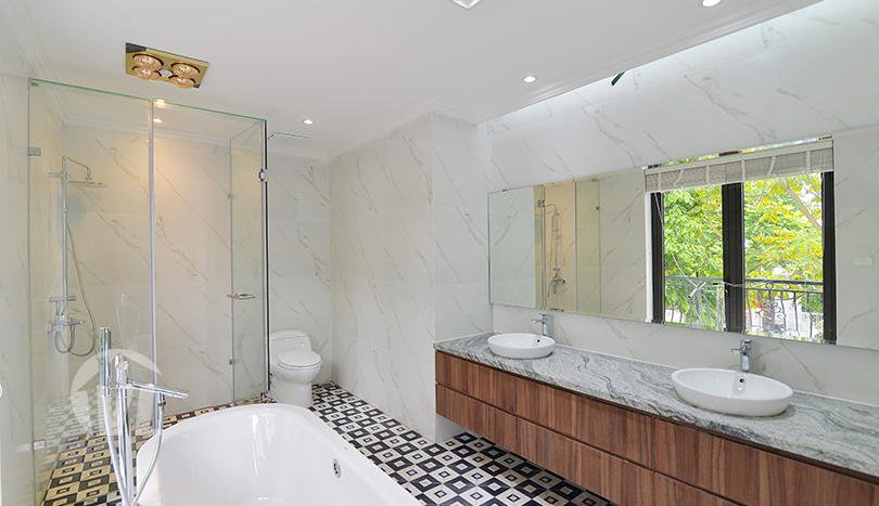 https://vietlonghousing.com/properties/top-quality-4-bedroom-furnished-house-to-rent-in-long-bien/