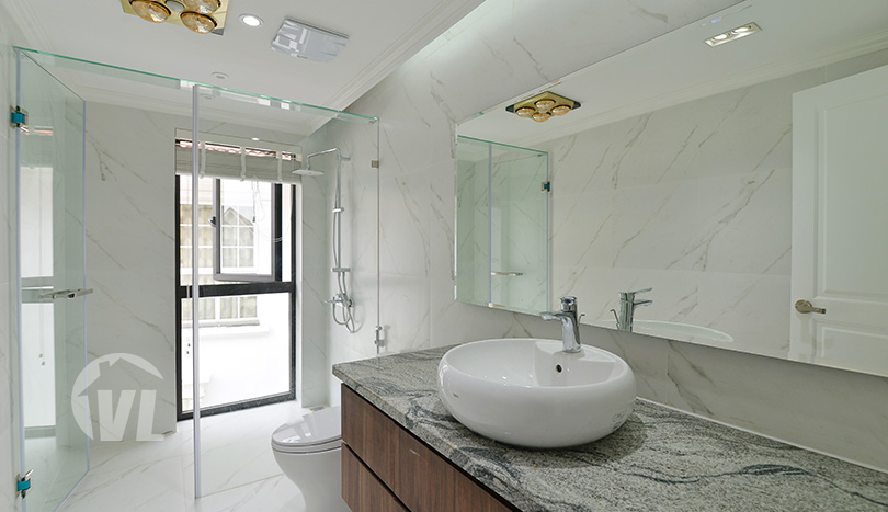 https://vietlonghousing.com/properties/top-quality-4-bedroom-furnished-house-to-rent-in-long-bien/