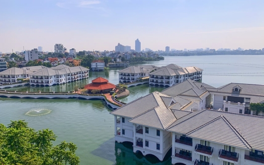 Brand new serviced penthouse to rent facing the West Lake in Tay Ho