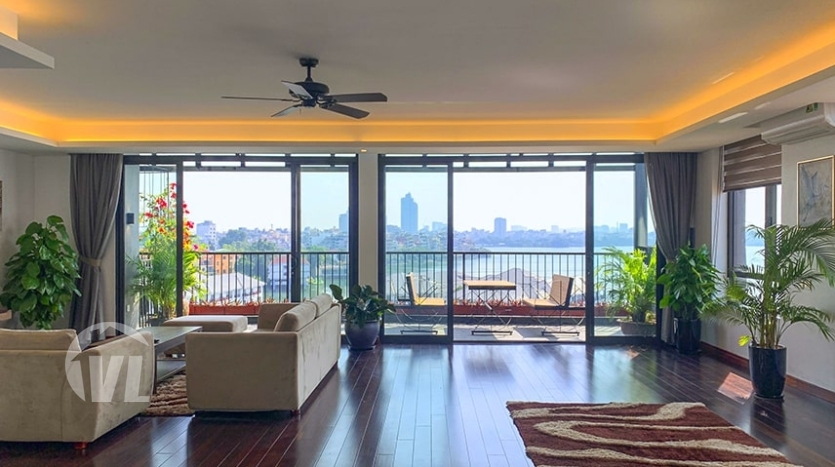 Brand new serviced penthouse to rent facing the West Lake in Tay Ho