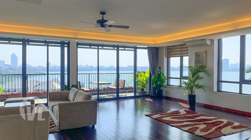 Brand new serviced penthouse to rent facing the West Lake in Tay Ho