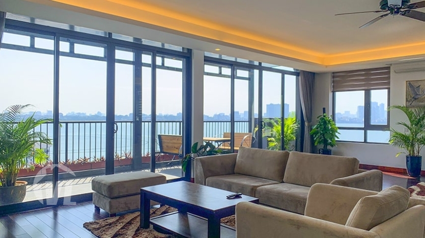 Brand new serviced penthouse to rent facing the West Lake in Tay Ho