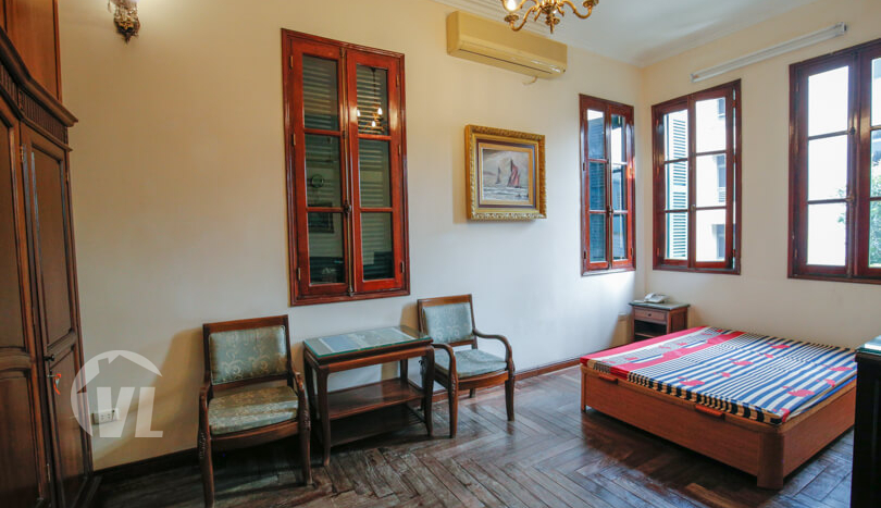 Furnished house to rent next to Wellspring School in Long Bien