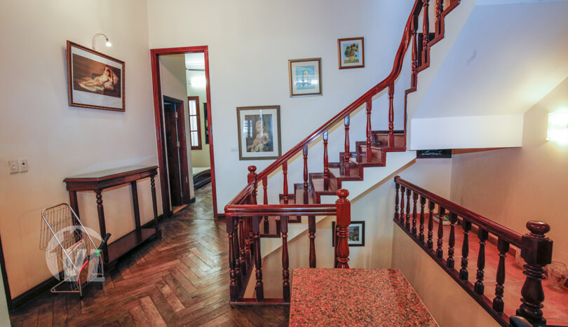 Furnished house to rent next to Wellspring School in Long Bien